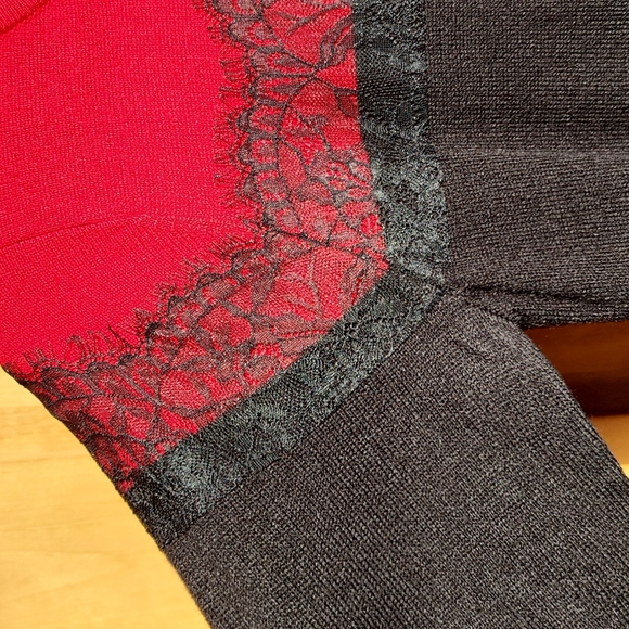 NWT, HOLIDAY Sweater Dress, Size Medium - Picture 4 of 12